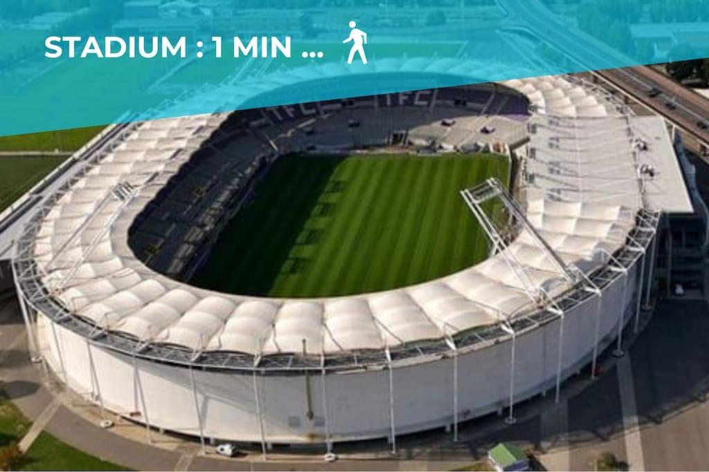 Toit Des Reves - Parking - Stadium Toulouse Exterior foto