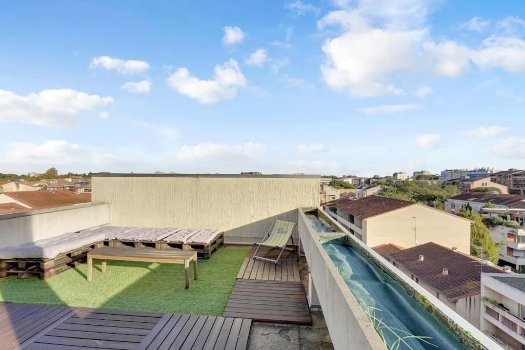 Toit Des Reves - Parking - Stadium Toulouse Exterior foto